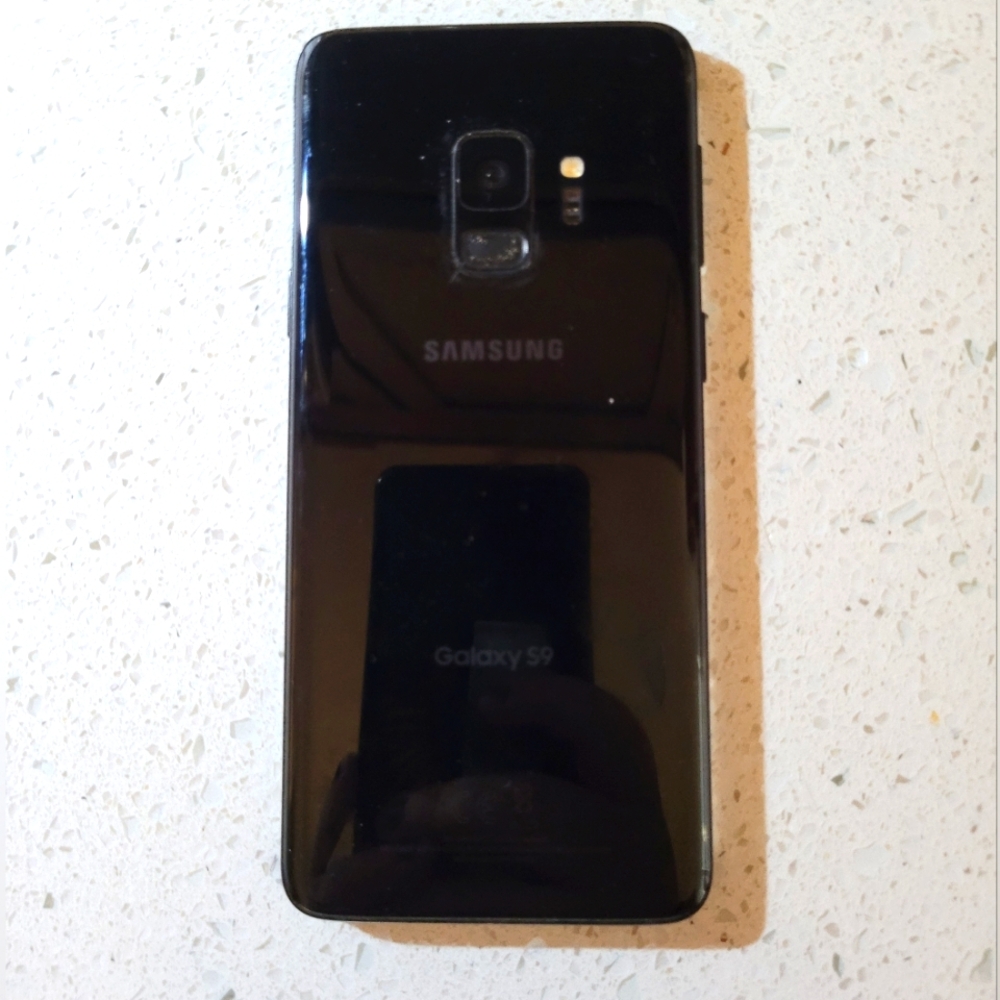 Black Samsung S9 - T-mobile
